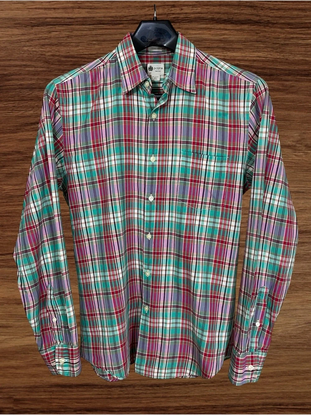 J. Crew Shirtings Men’s Tailored Fit Plaid Button Up Shirt. Medium